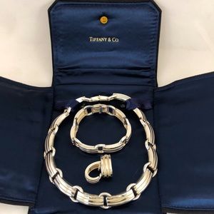 Rare Tiffany & Co. Atlas Groove Set -Silver